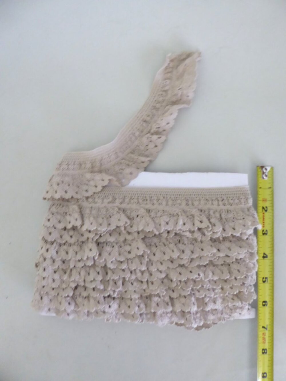 NEW 2” x 4 YARDS + 18” BEIGE RUFFLED CROCHET ELASTICIZED LACE TRIM BOLT SEWING - Picture 2 of 6